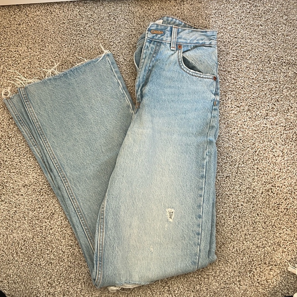 Women’s Zara Jeana